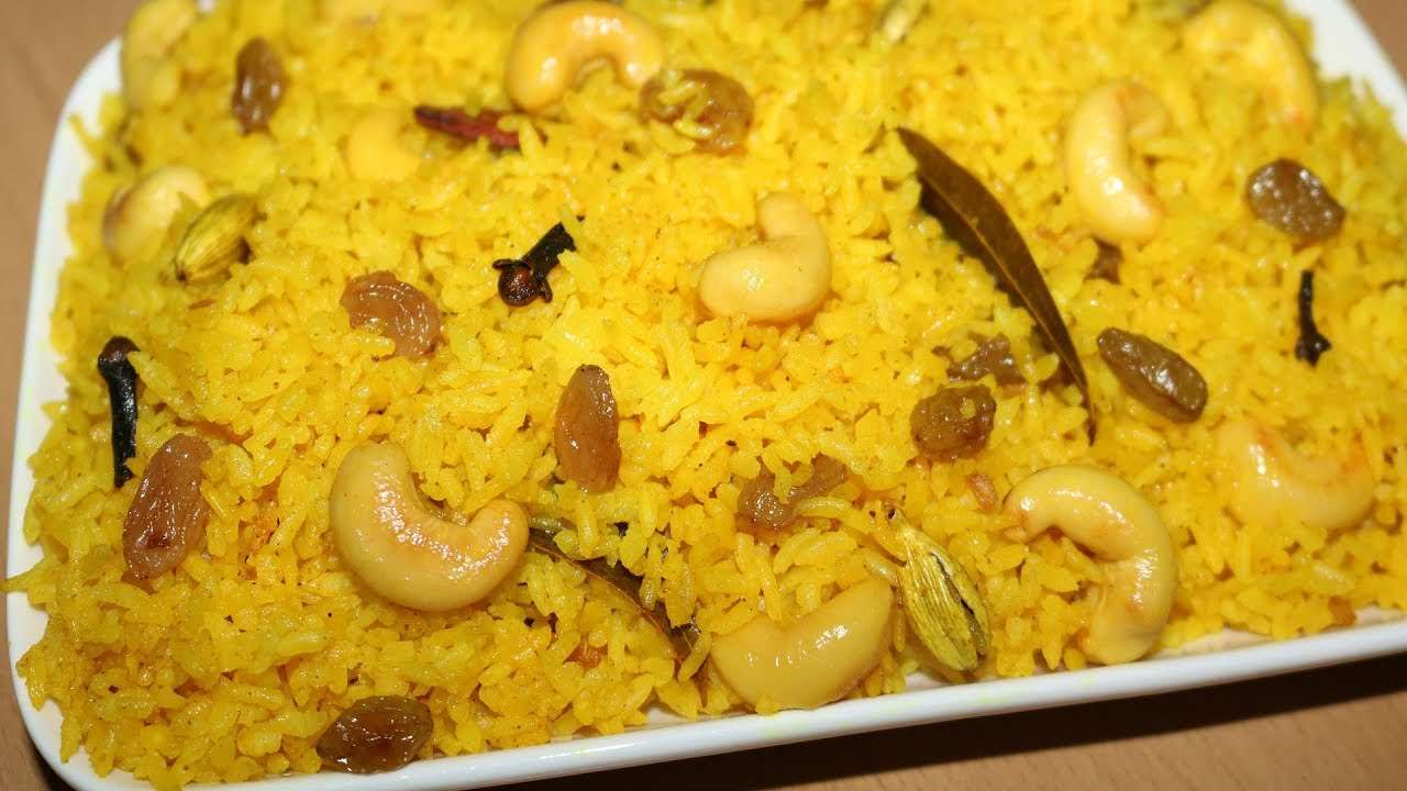 Basanti Pulao ( বাসন্তী পোলাও )